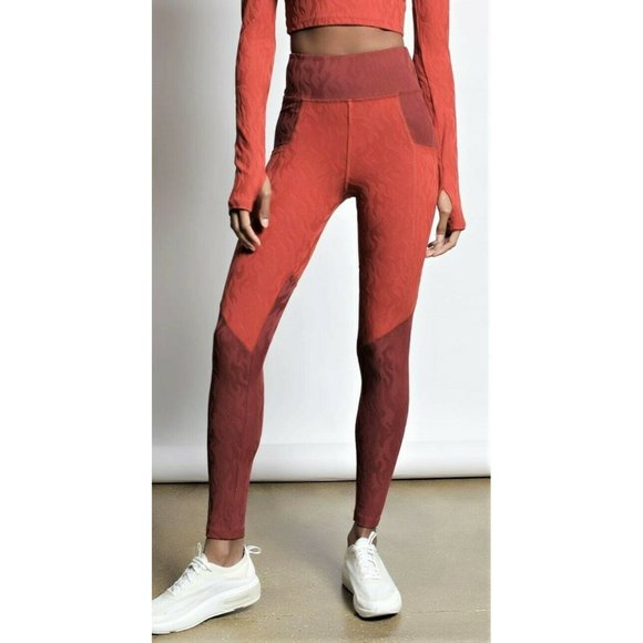 Twenty Montreal Flames 3D Leggings Medium Garnet\Furnace - Picture 2 of 8